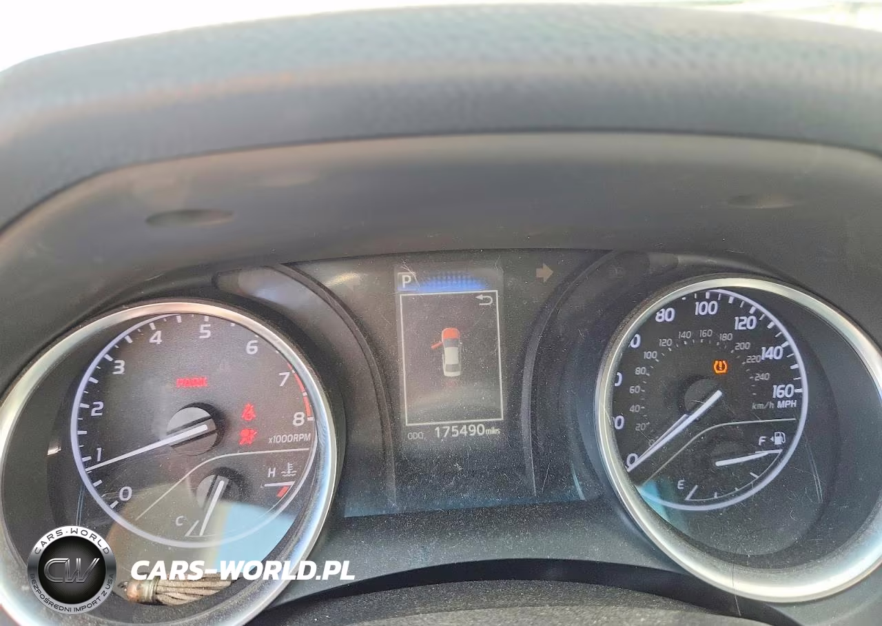 2018 Toyota Camry Se VIN:JTNB11HK1J3035983 - 9