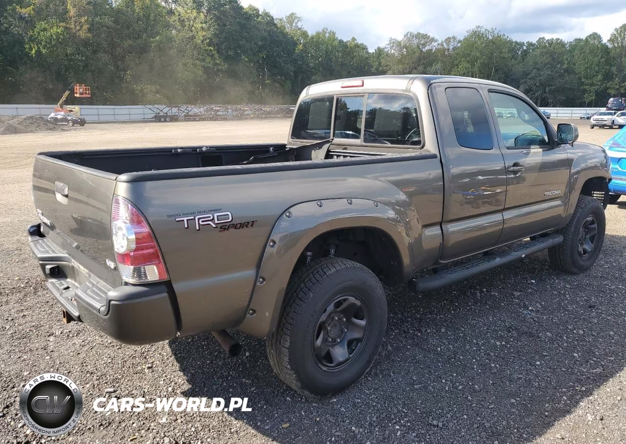 2011 Toyota Tacoma Access Cab VIN:5TFUU4EN5BX016528 - 3