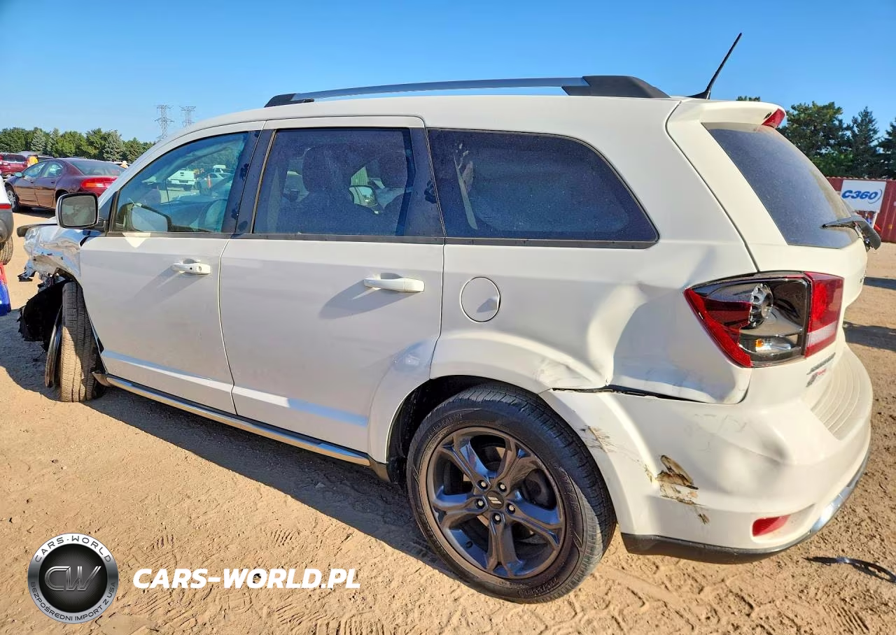 2019 Dodge Journey Crossroad VIN:3C4PDDGGXKT759287 - 2