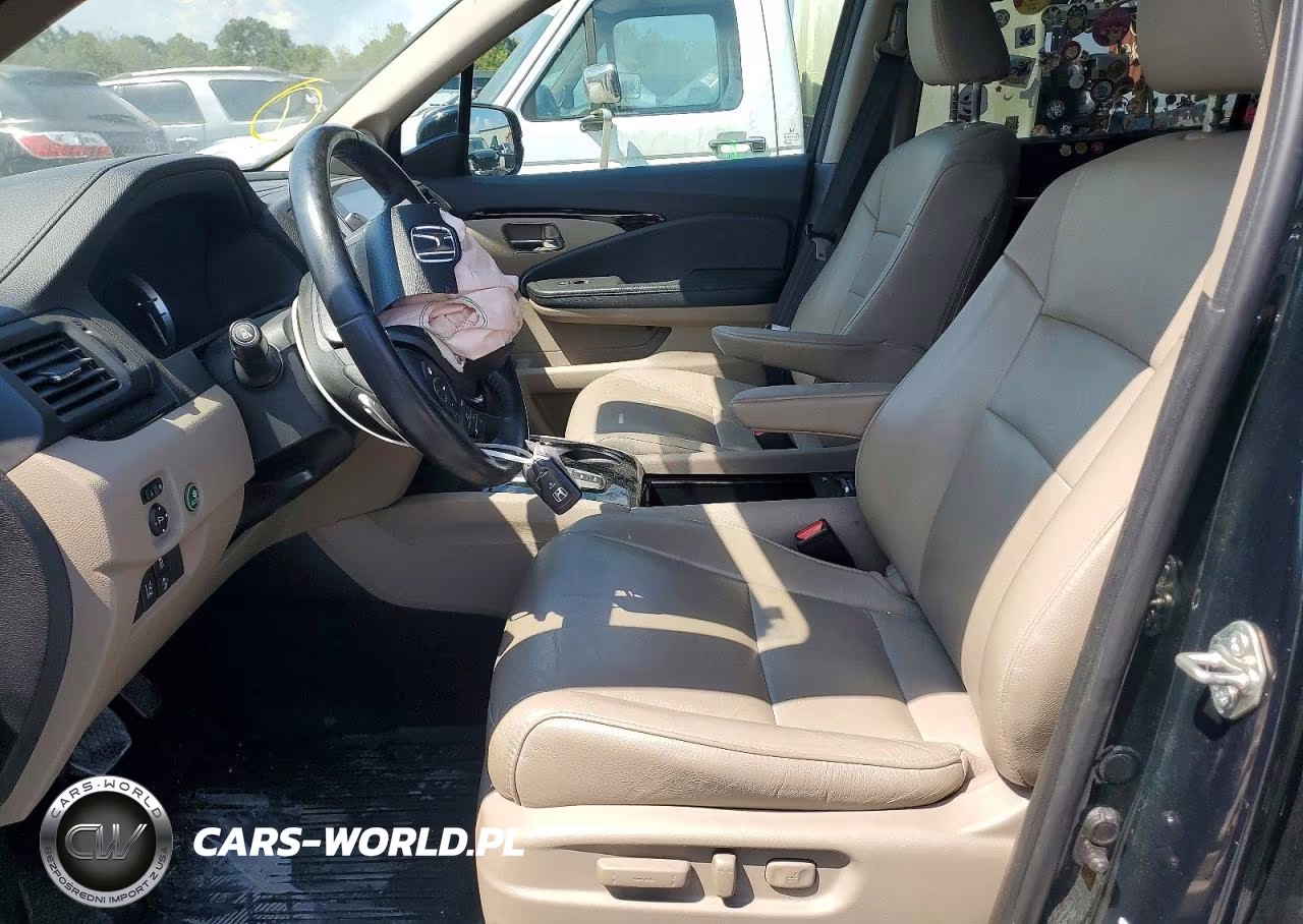 2017 Honda Pilot Touring VIN:5FNYF5H94HB022887 - 7