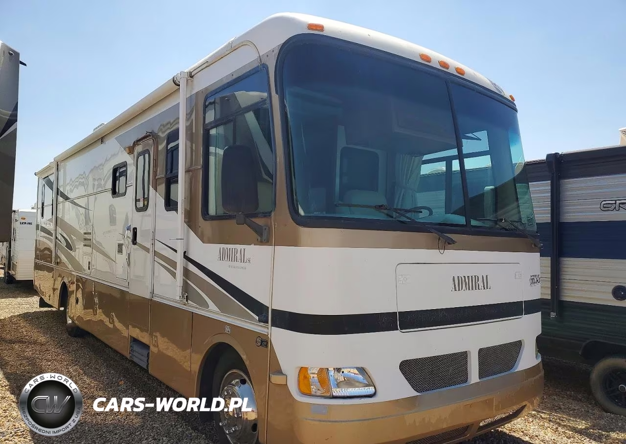 2005 Workhorse Custom Chassis Motorhome Chassis W22