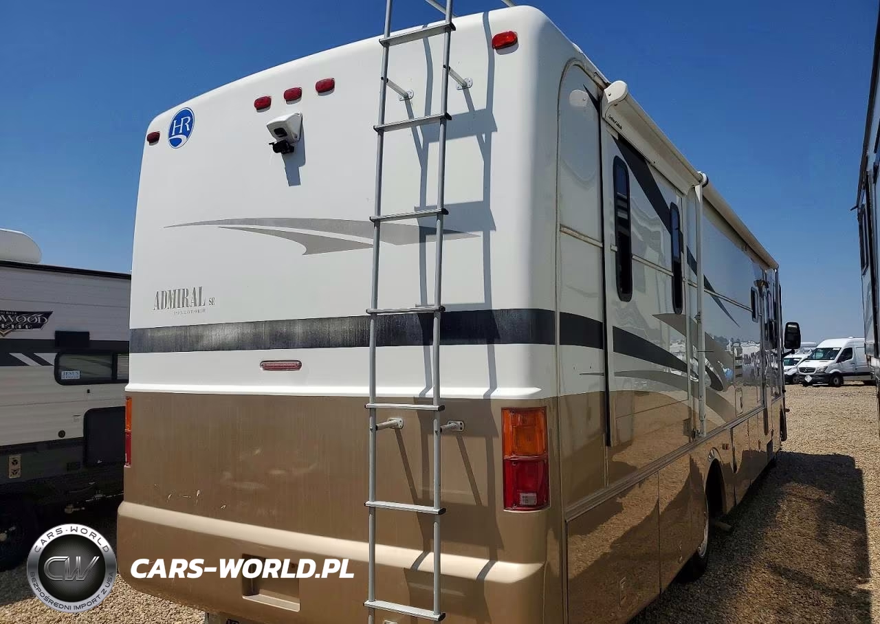2005 Workhorse Custom Chassis Motorhome Chassis W22 VIN:5B4MP67G953402811 - 4