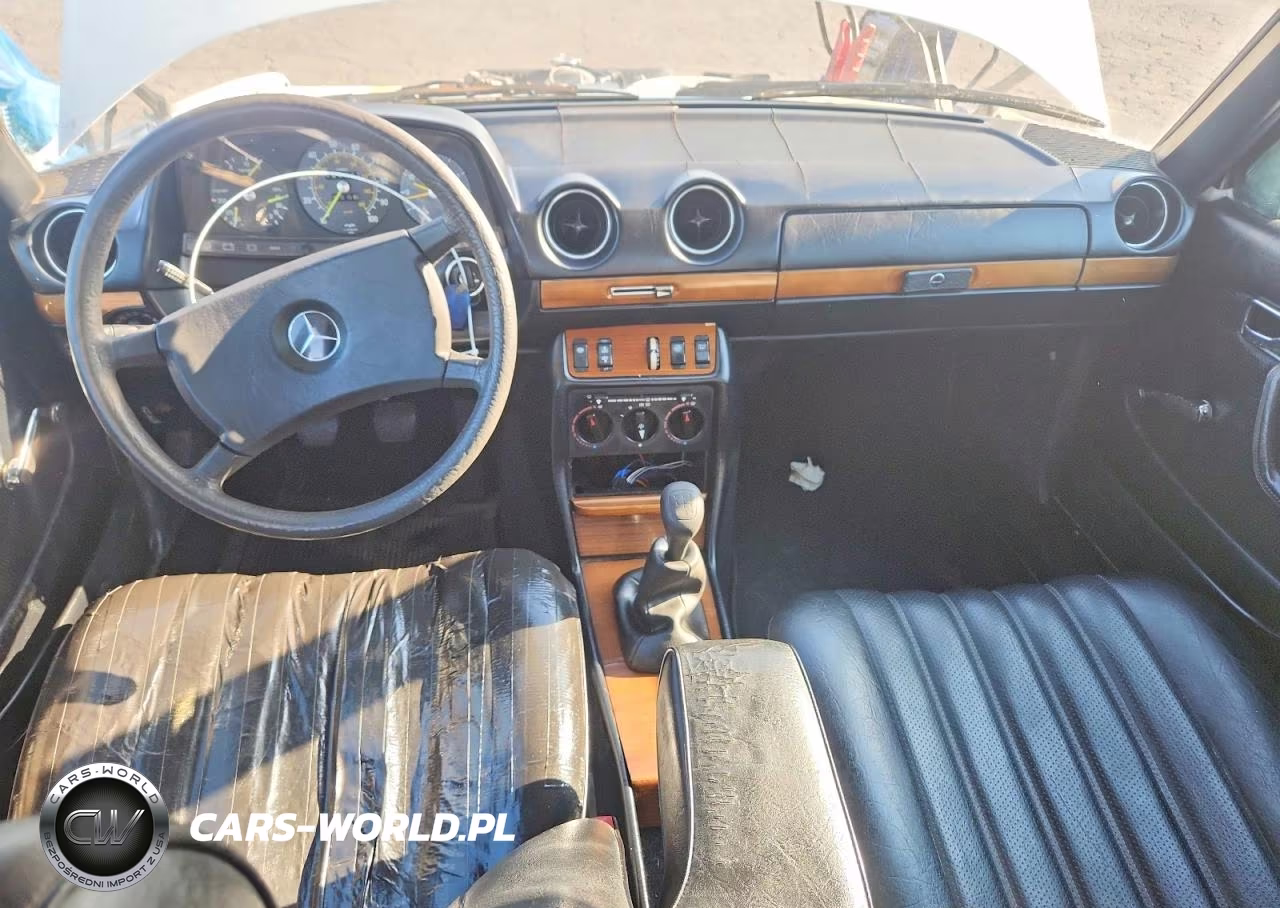 1982 Mercedes-Benz 240 D VIN:WDBAB23A7CB307686 - 8
