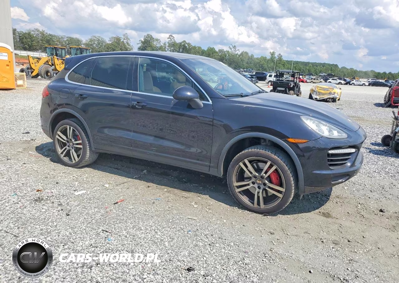 2011 Porsche Cayenne Turbo VIN:WP1AC2A21BLA88273 - 4