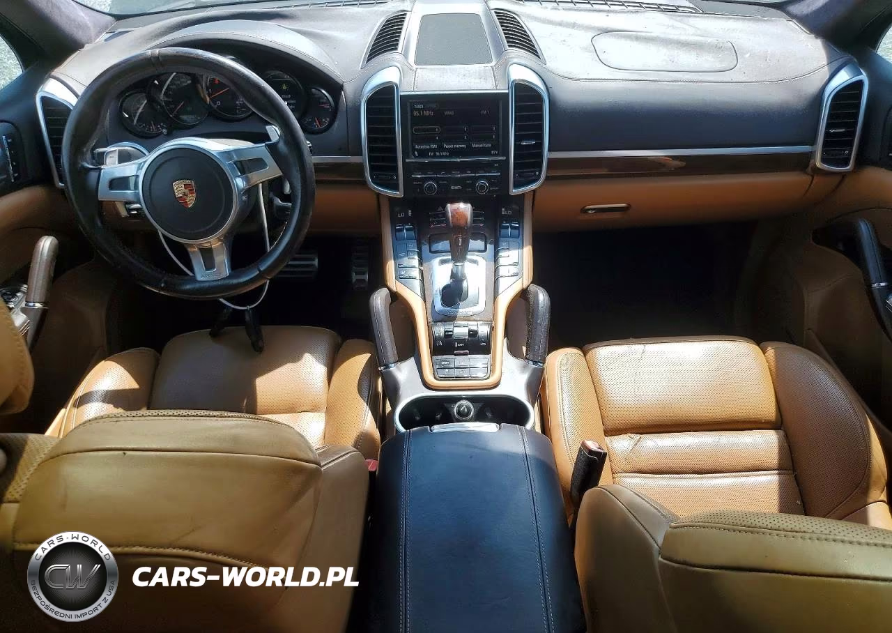 2011 Porsche Cayenne Turbo VIN:WP1AC2A21BLA88273 - 8