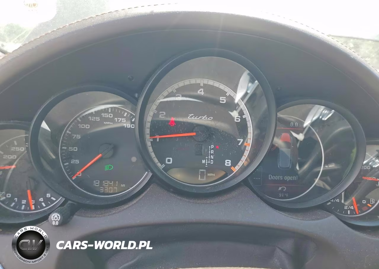 2011 Porsche Cayenne Turbo VIN:WP1AC2A21BLA88273 - 9