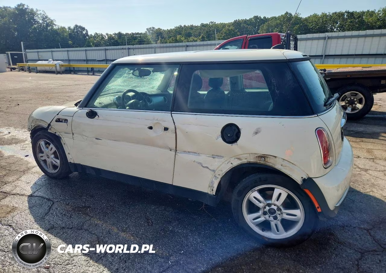 2006 Mini Cooper VIN:WMWRC33546TJ78957 - 2