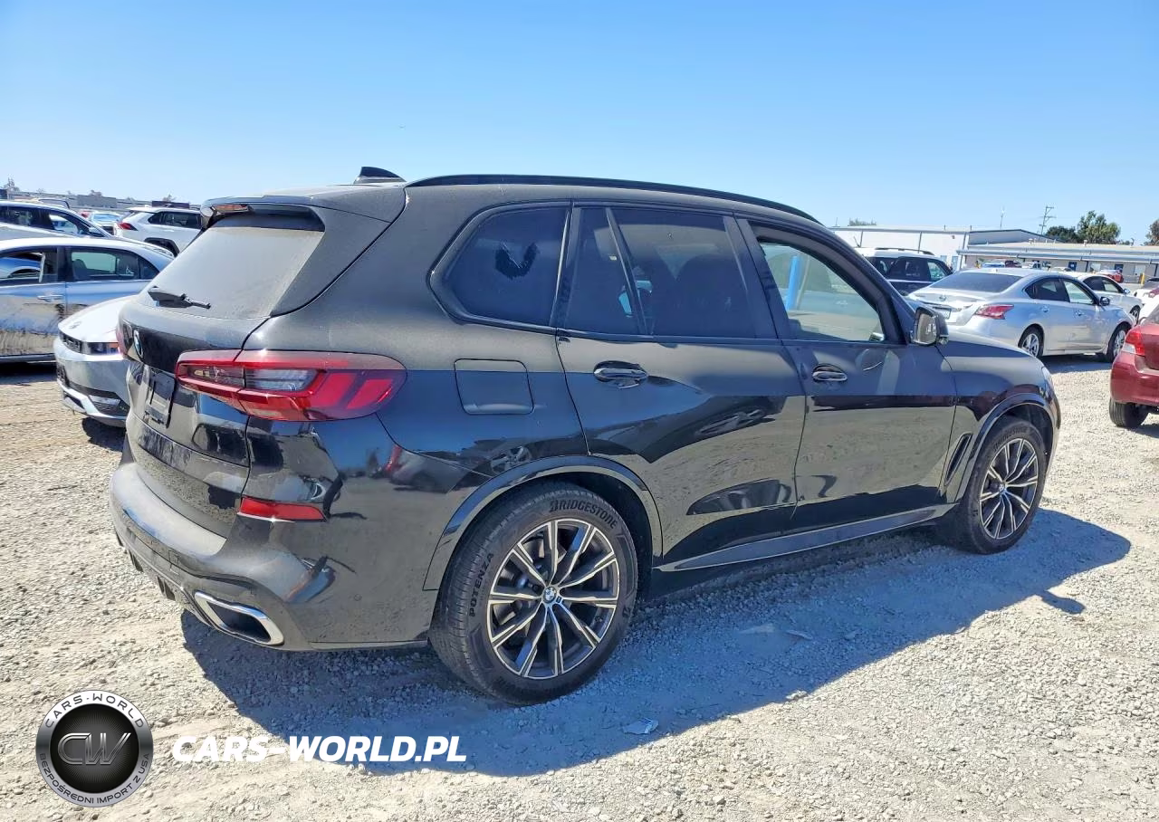 2021 BMW X5 xDrive45E VIN:5UXTA6C0XM9E44336 - 3