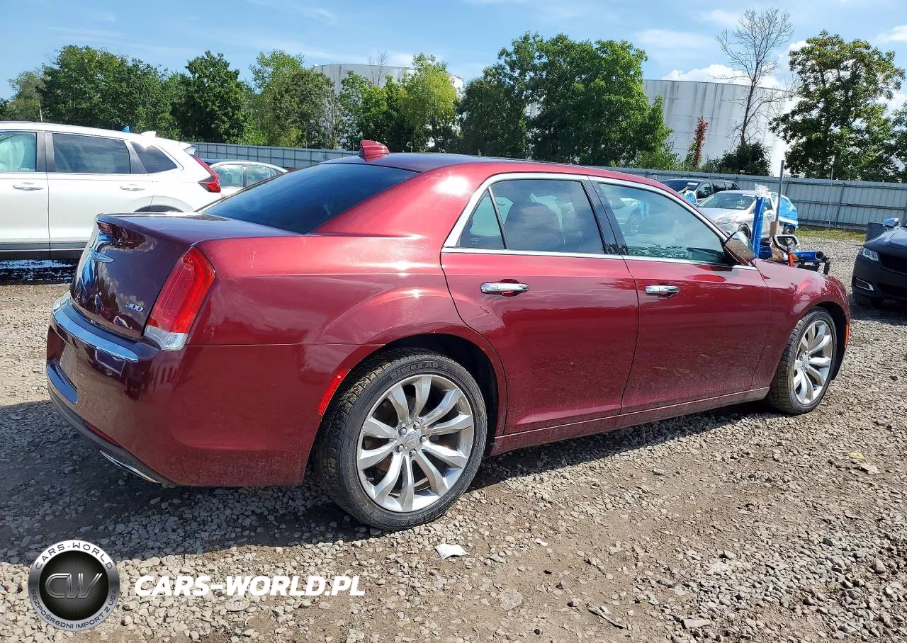2019 Chrysler 300 Limited VIN:2C3CCAEG5KH577576 - 3