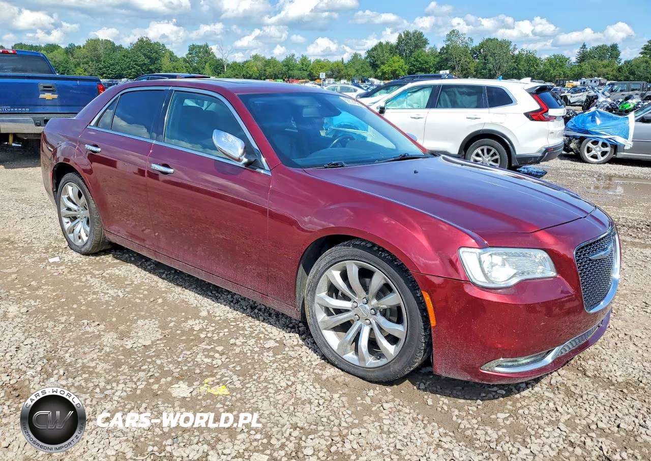 2019 Chrysler 300 Limited VIN:2C3CCAEG5KH577576 - 4