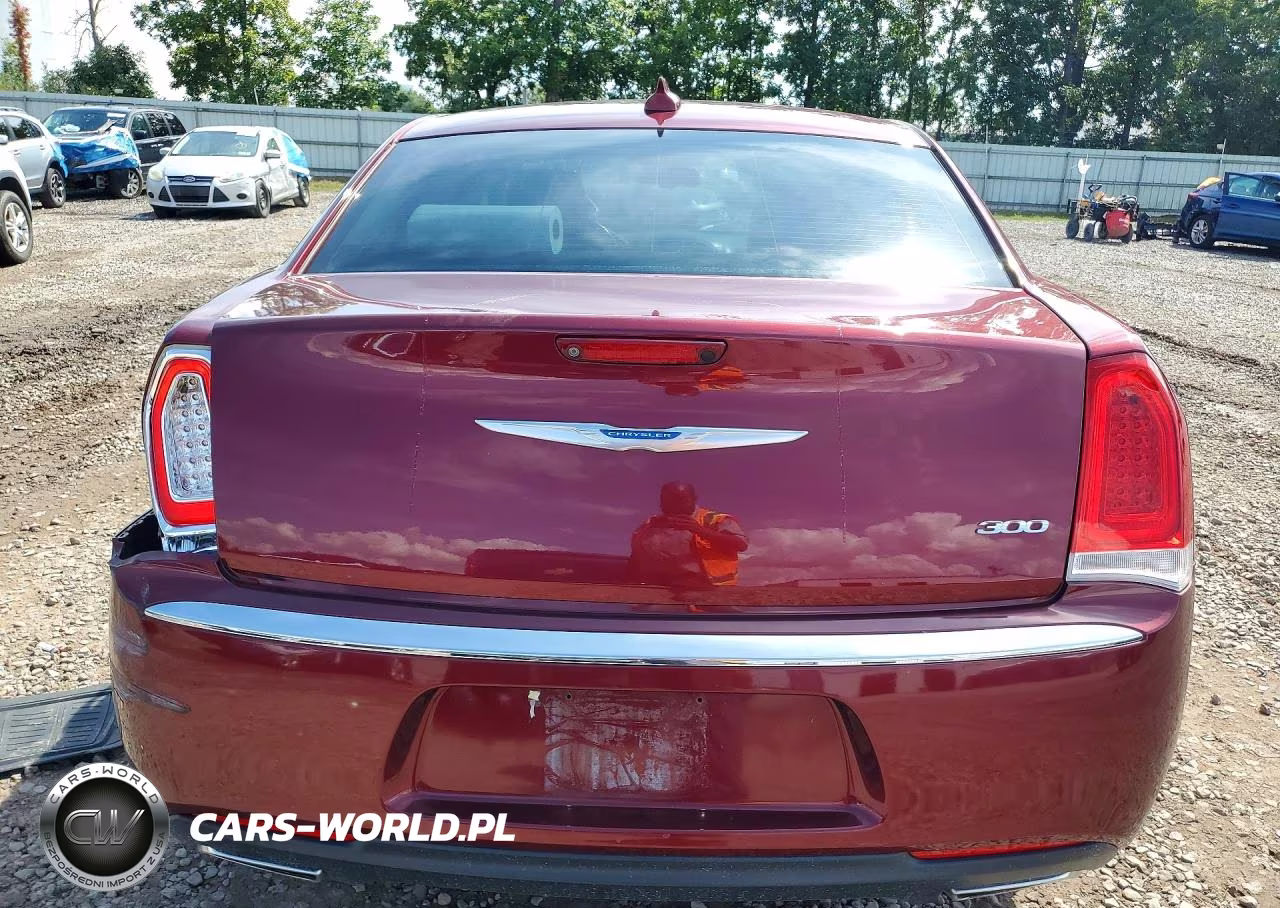 2019 Chrysler 300 Limited VIN:2C3CCAEG5KH577576 - 6