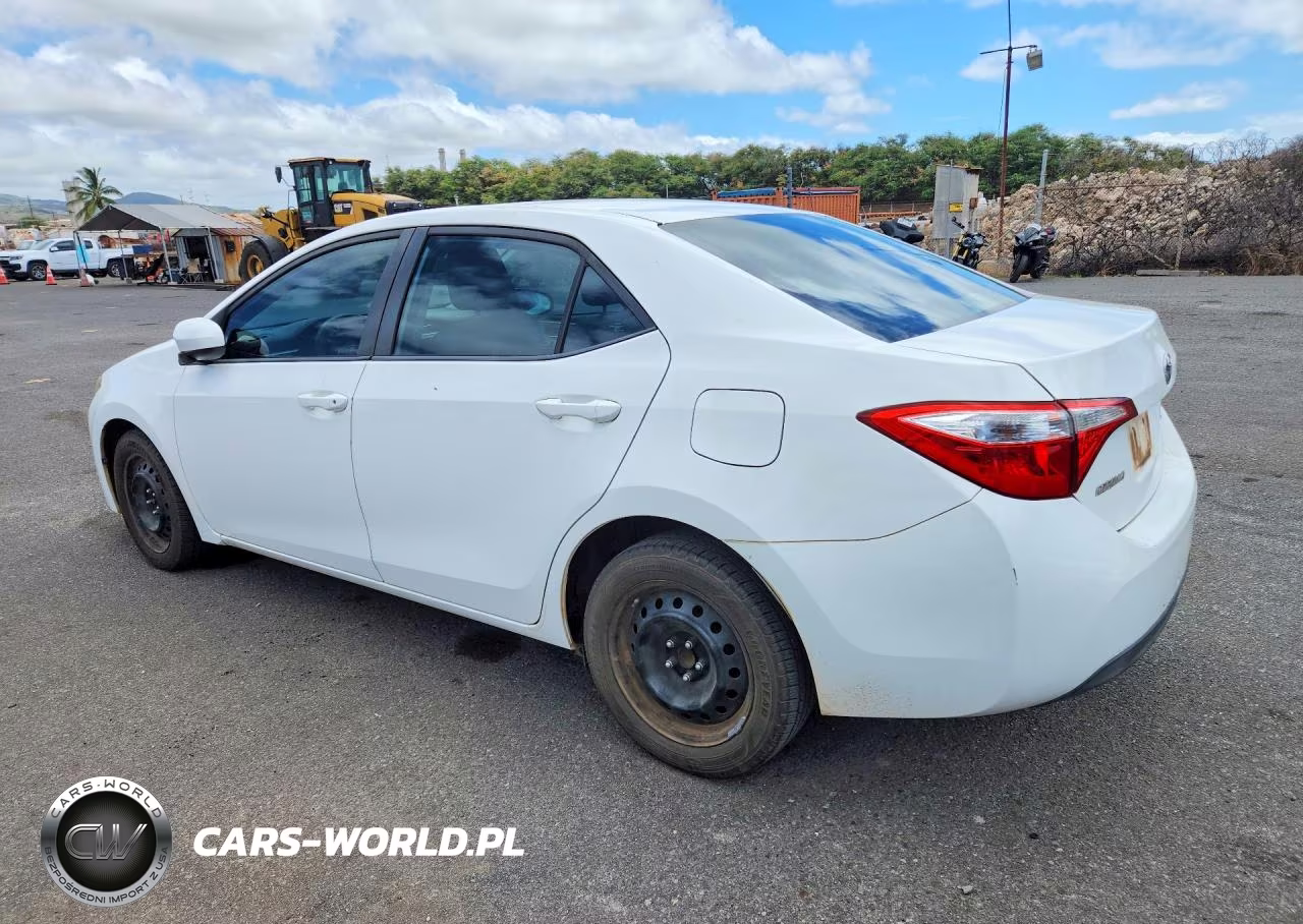2015 Toyota Corolla L VIN:5YFBURHE9FP192485 - 2