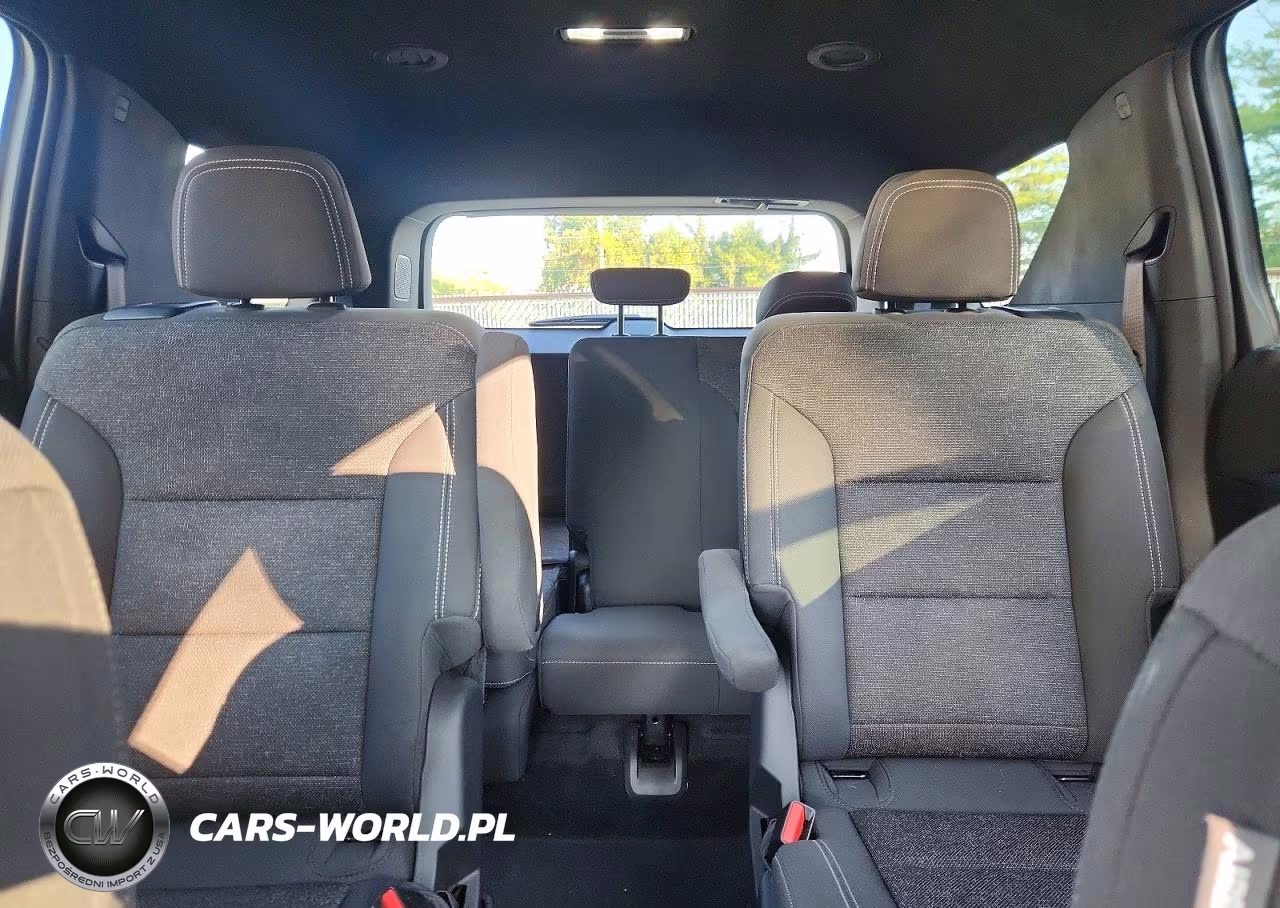 2025 Chevrolet Traverse Lt VIN:1GNERGRSXSJ132308 - 10