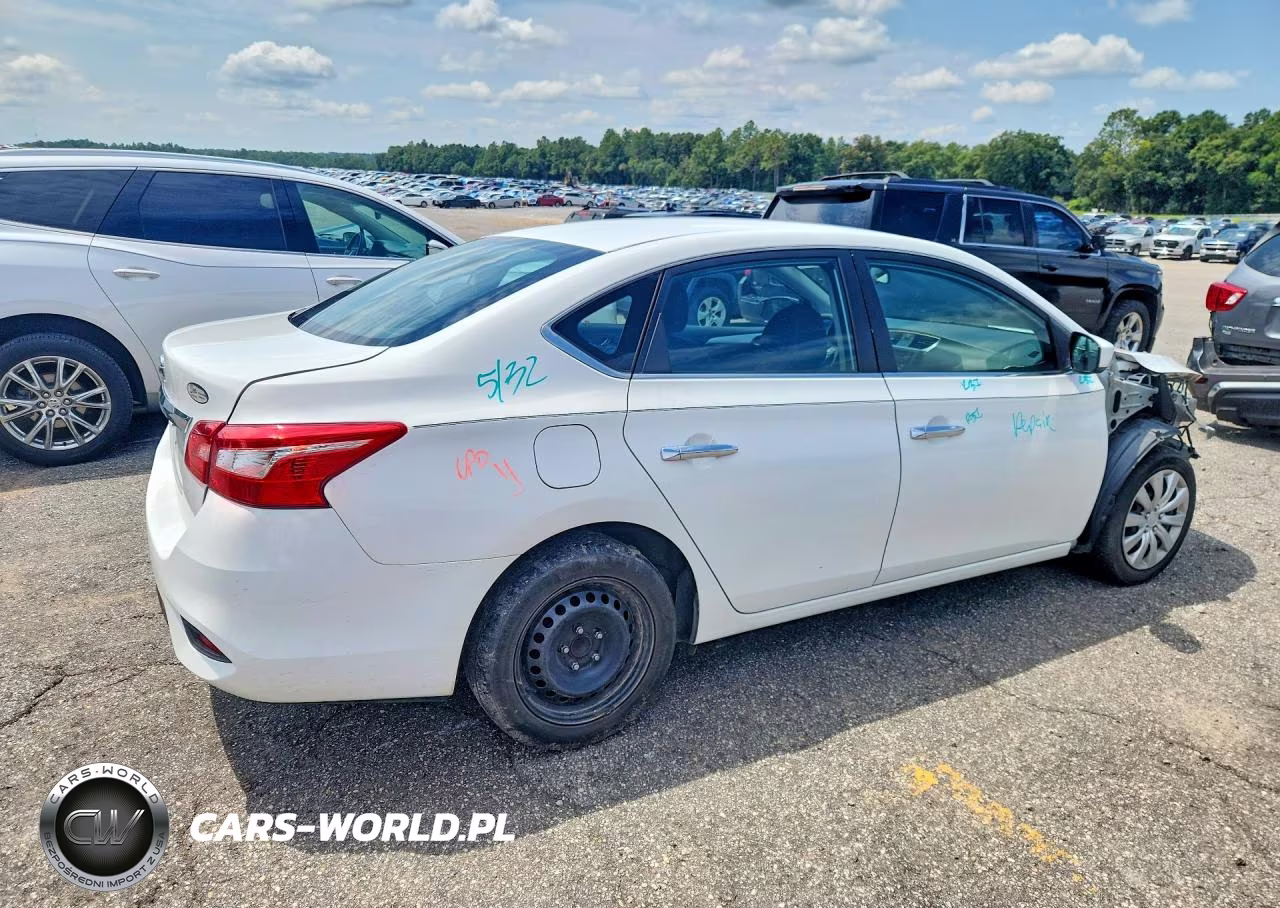 2016 Nissan Sentra S VIN:3N1AB7AP0GY240400 - 3