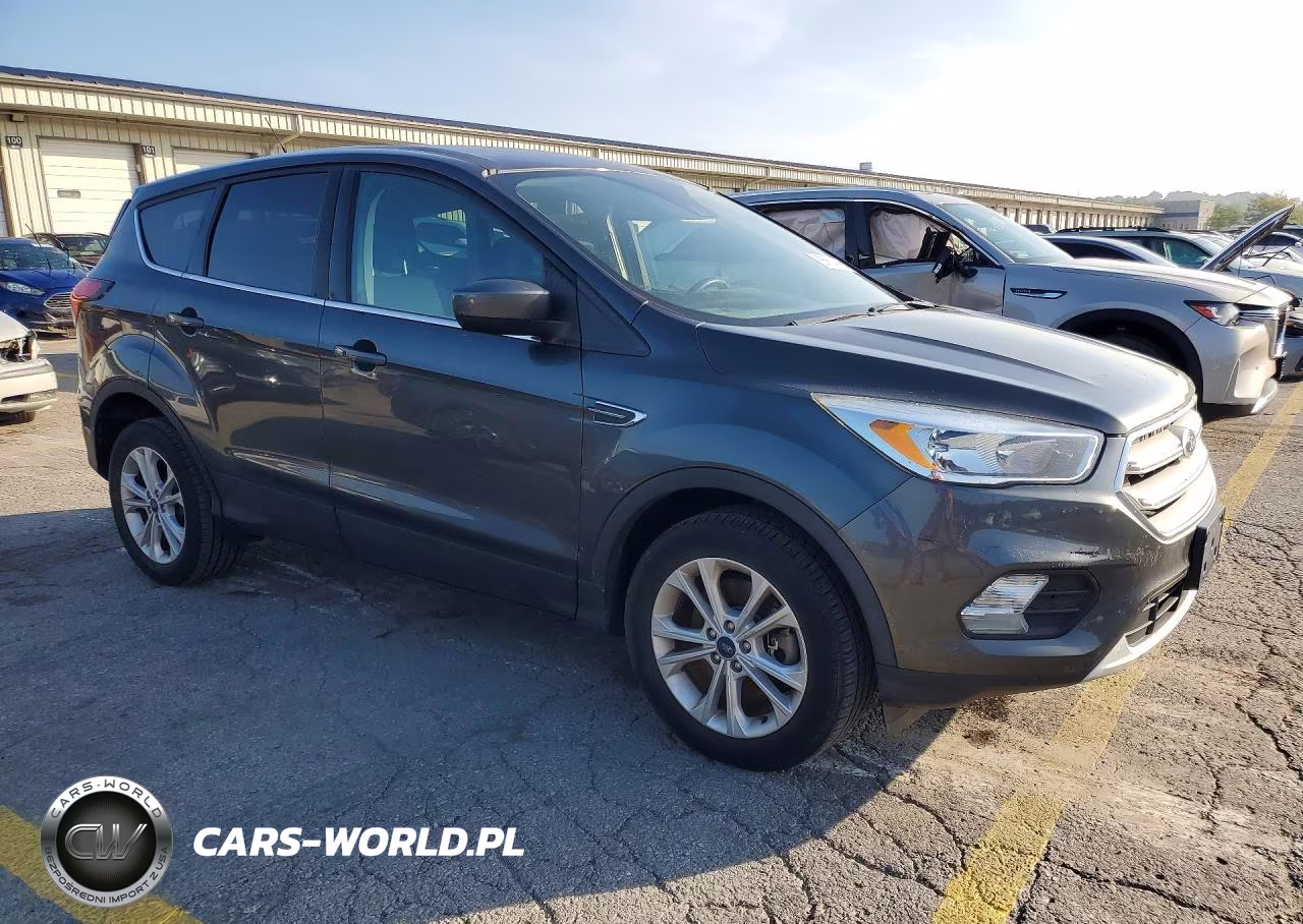 2019 Ford Escape Se VIN:1FMCU9GD9KUC35678 - 4