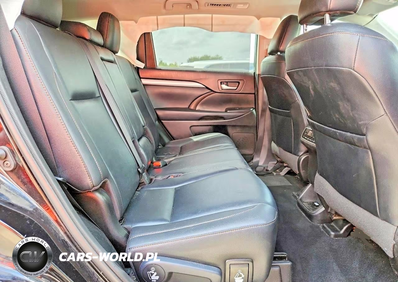 2019 Toyota Highlander Xle VIN:5TDKZRFH5KS555168 - 11