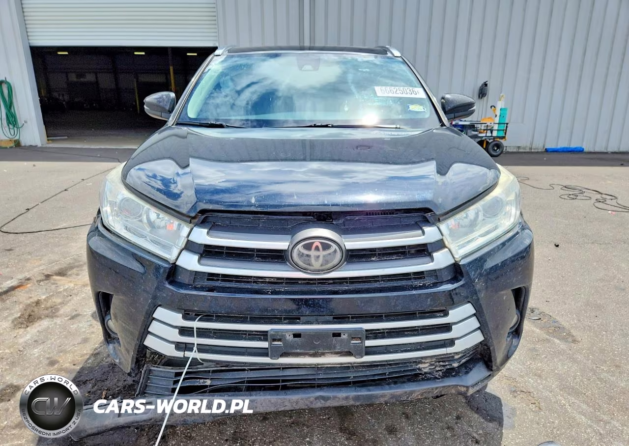2019 Toyota Highlander Xle VIN:5TDKZRFH5KS555168 - 5