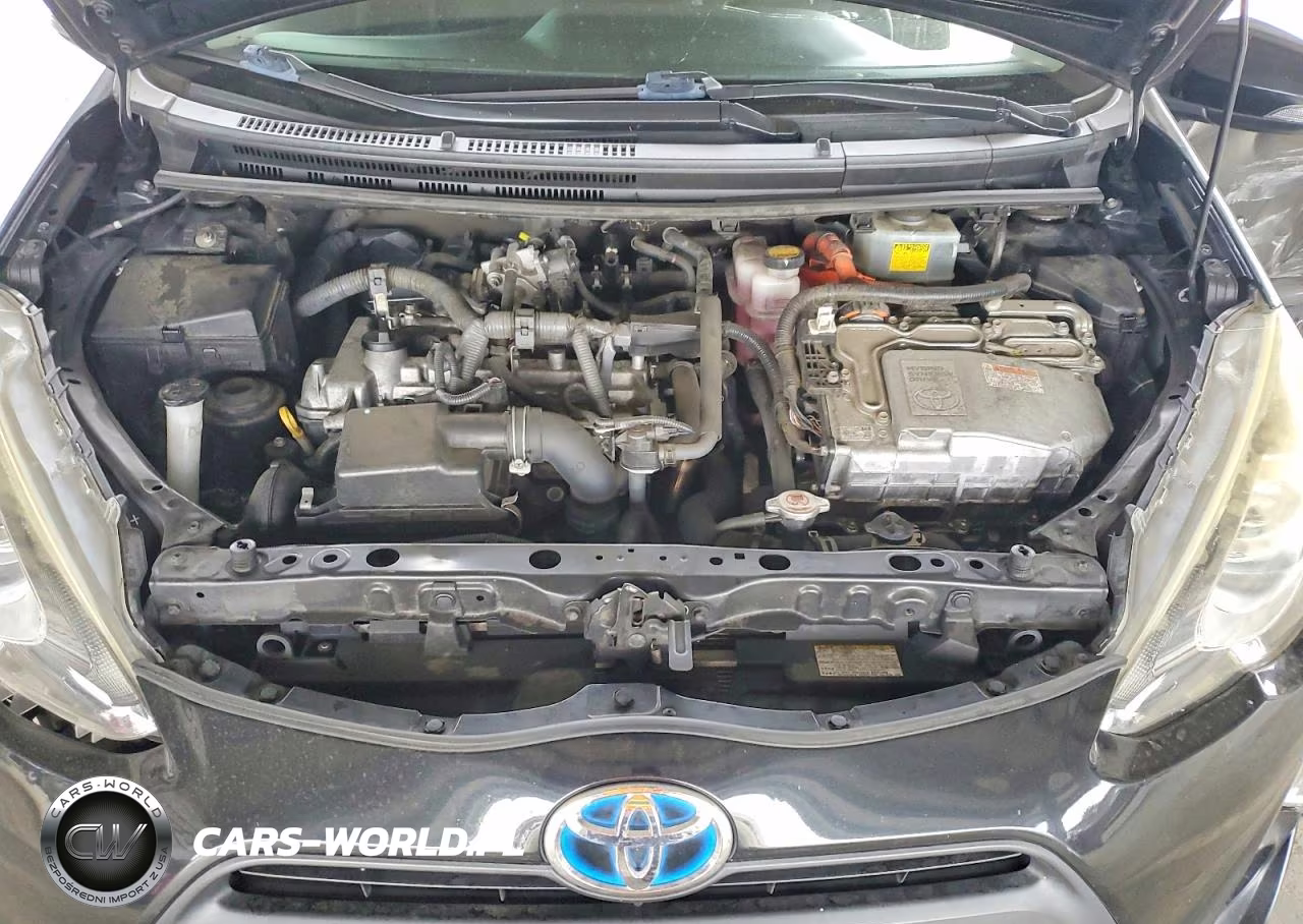 2017 Toyota Prius C Four VIN:JTDKDTB32H1592495 - 11
