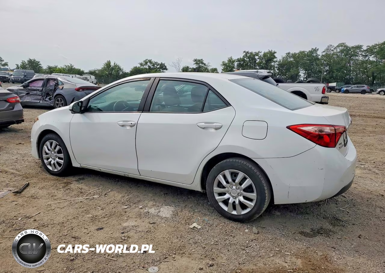 2019 Toyota Corolla Le VIN:5YFBURHE7KP916121 - 2