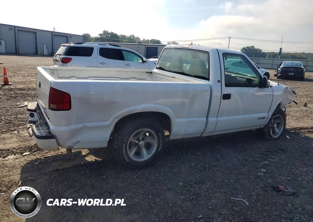 1998 Chevrolet S Truck S10 VIN:1GCCS1441WK190933 - 3