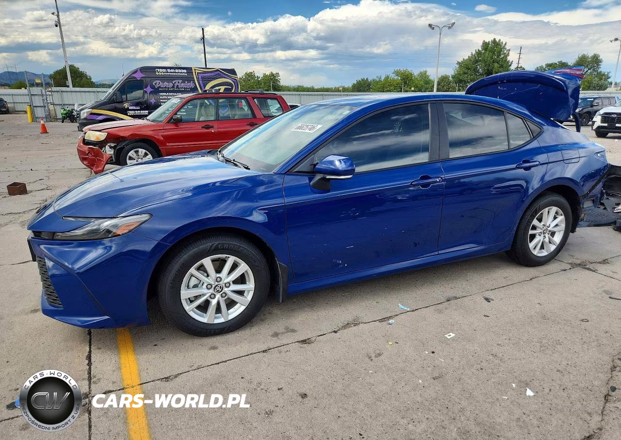 2025 Toyota Camry Le