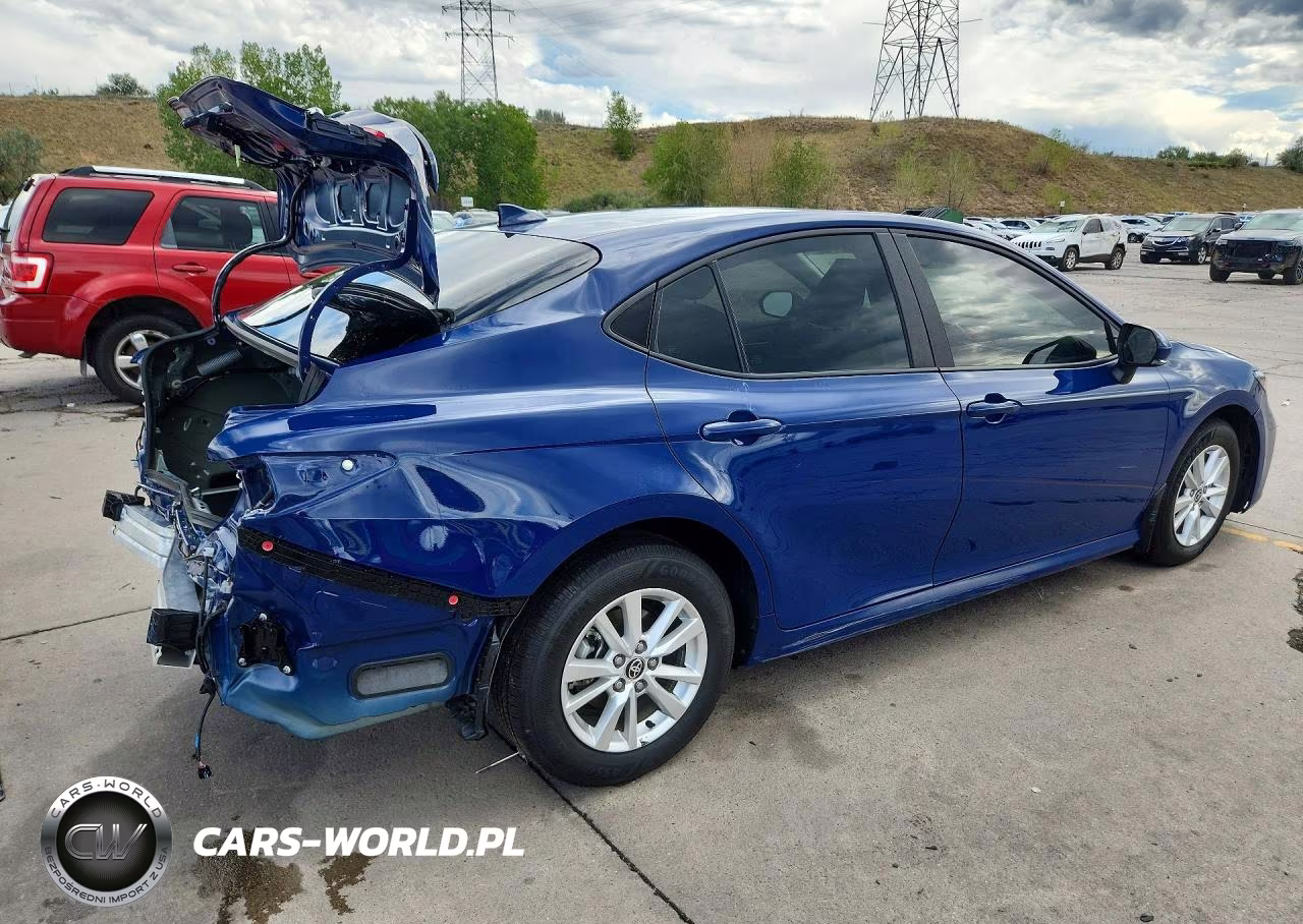 2025 Toyota Camry Le VIN:4T1DAACK6SU190332 - 3
