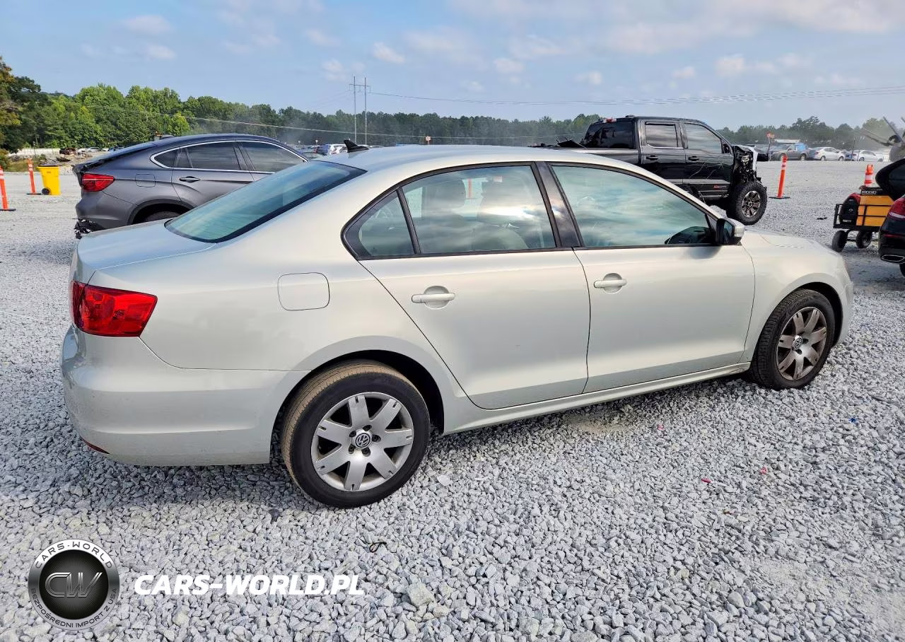 2011 Volkswagen Jetta Se VIN:3VWDX7AJ5BM384013 - 3