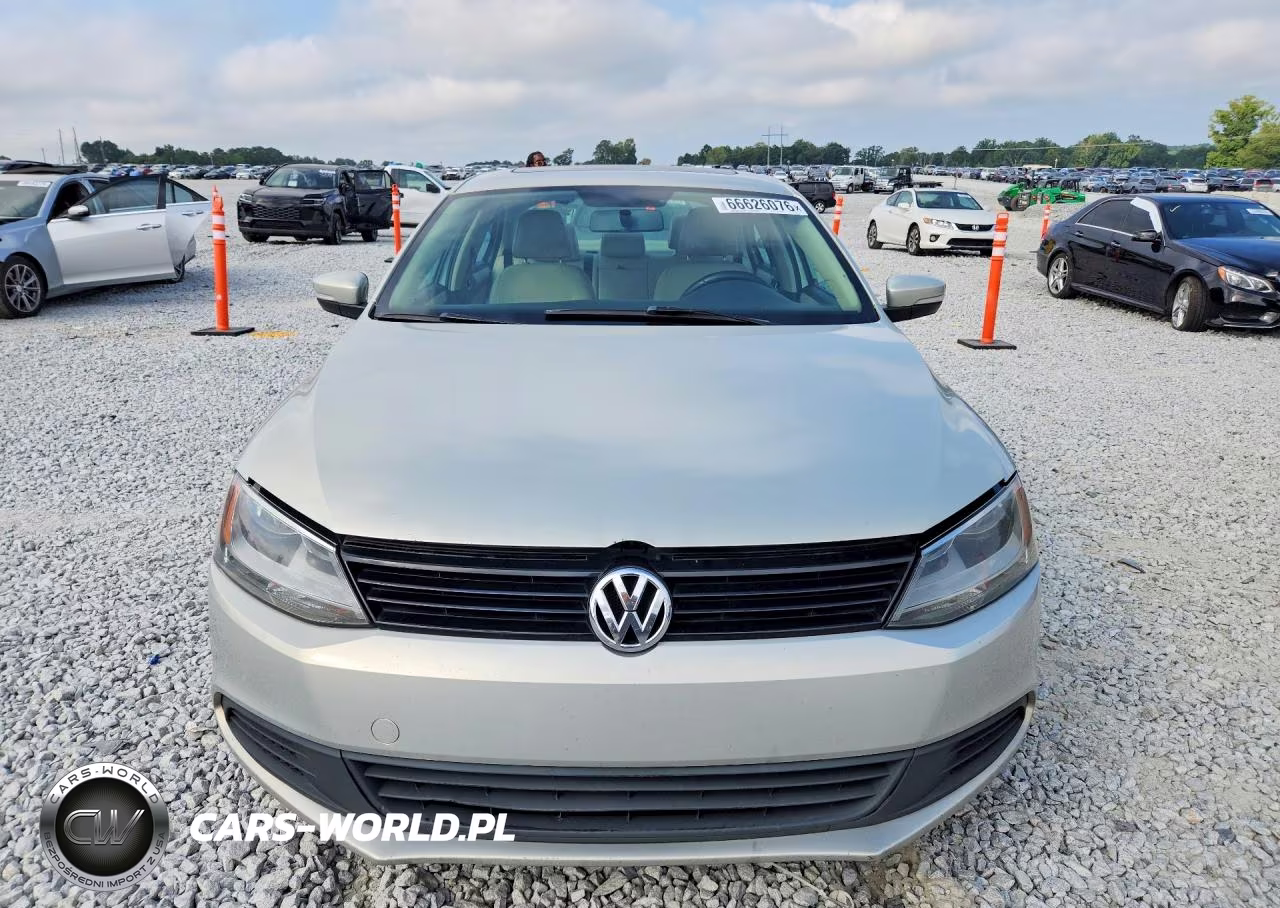 2011 Volkswagen Jetta Se VIN:3VWDX7AJ5BM384013 - 5
