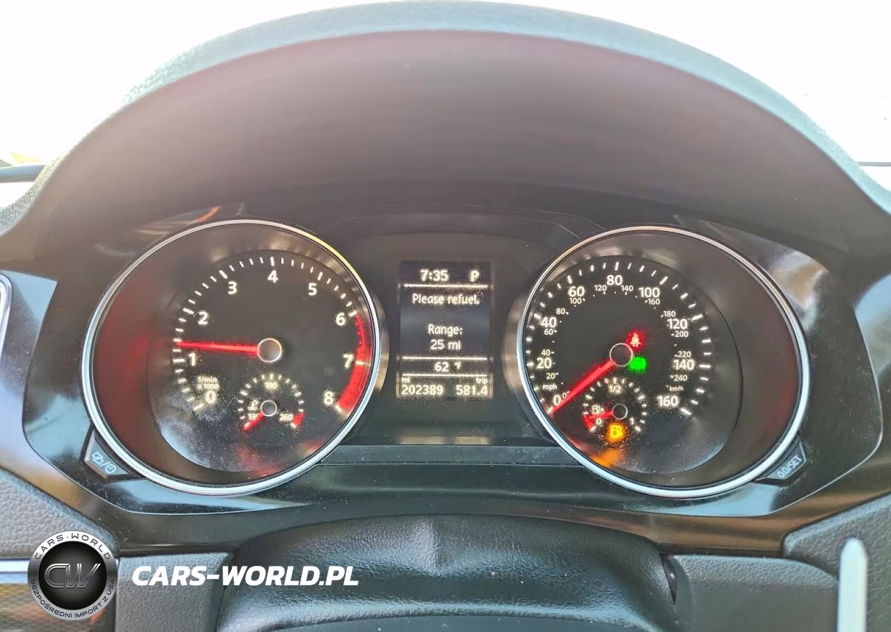 2018 Volkswagen Jetta Sport VIN:3VWD17AJ7JM235540 - 9
