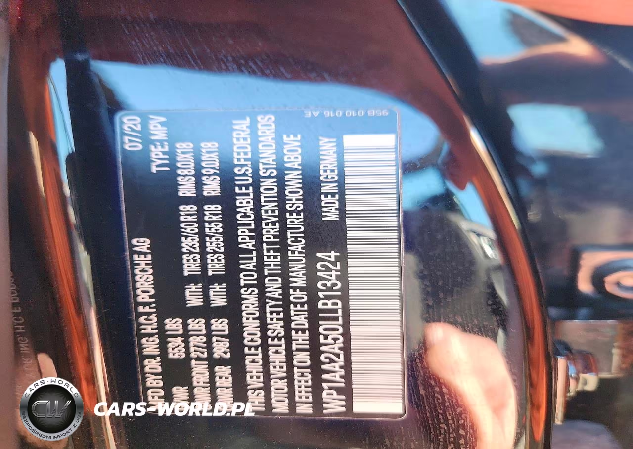 2020 Porsche Macan VIN:WP1AA2A50LLB13424 - 13
