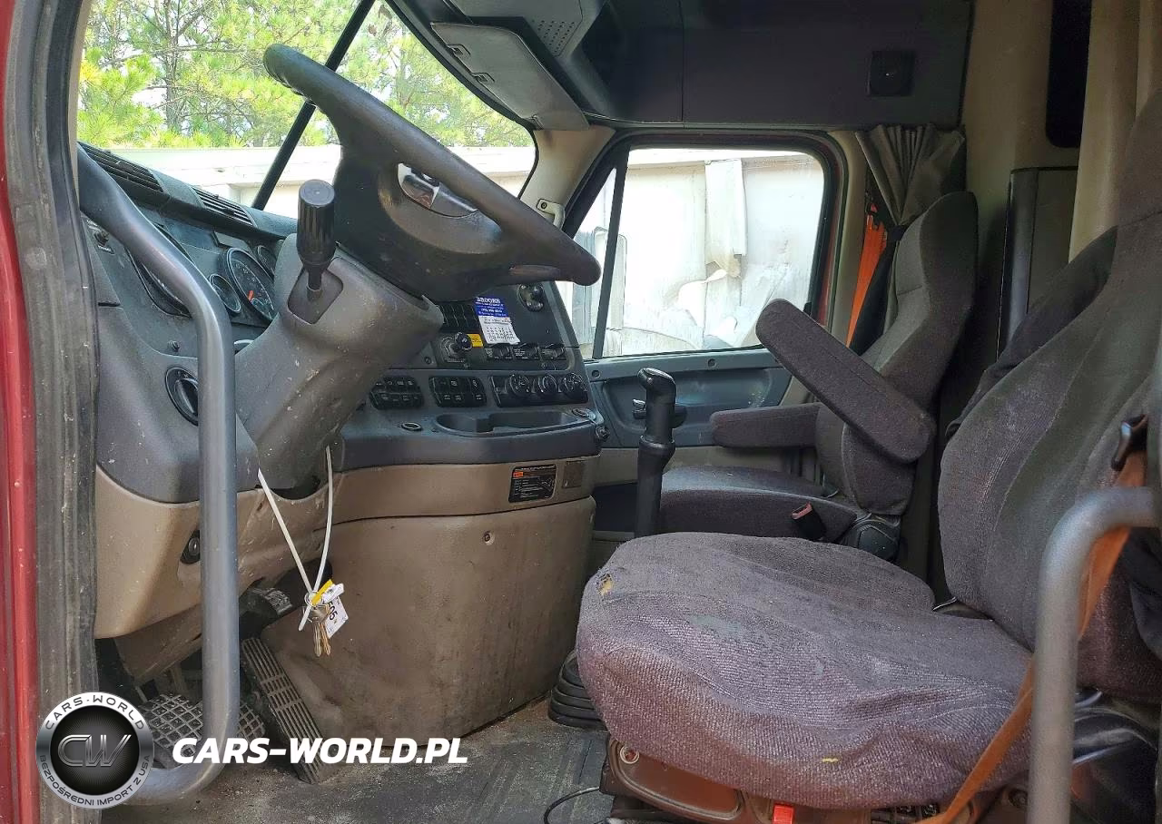 2017 Freightliner Cascadia 125 VIN:1FUJGLDV6HLGV8306 - 7