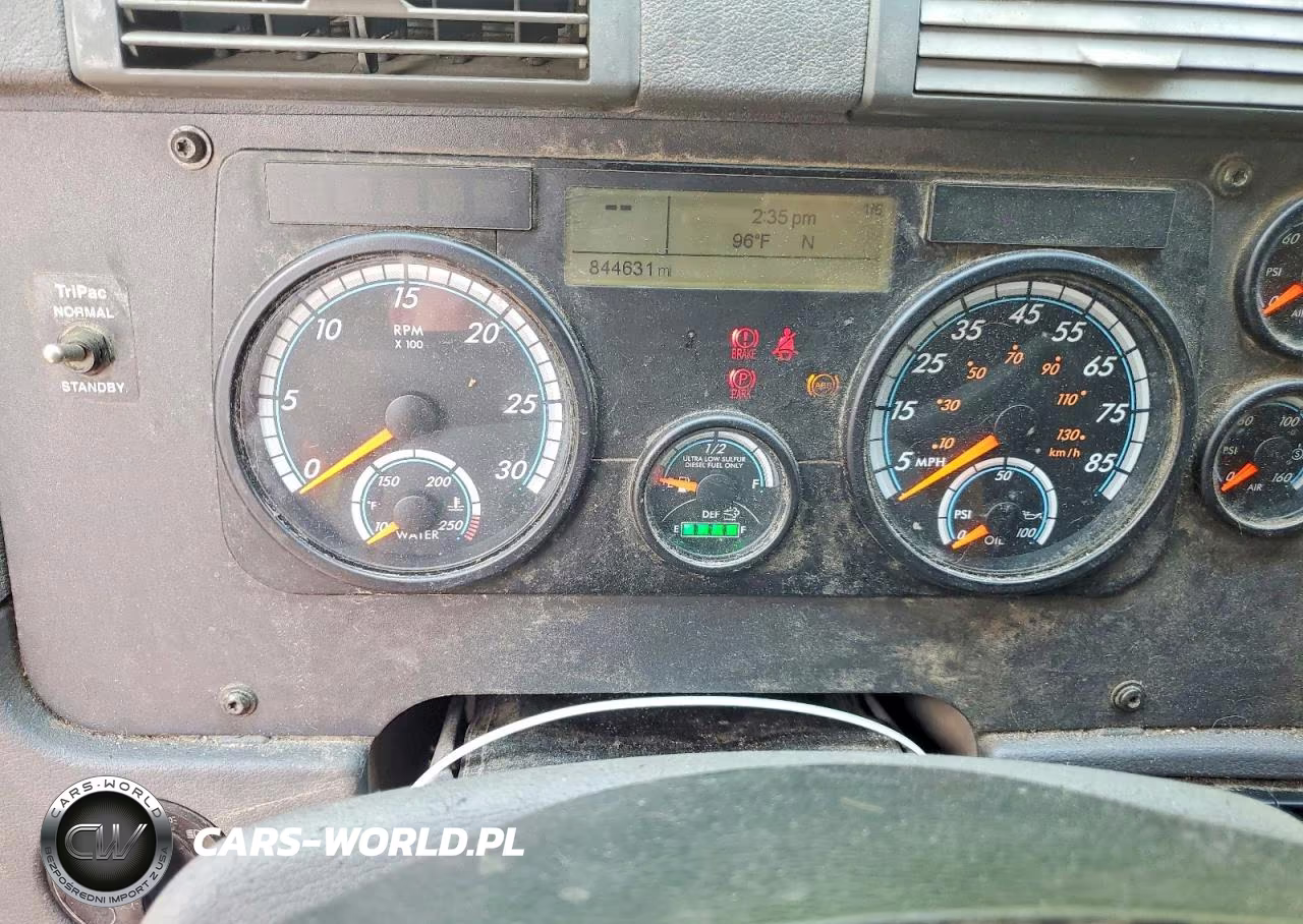 2017 Freightliner Cascadia 125 VIN:1FUJGLDV6HLGV8306 - 9