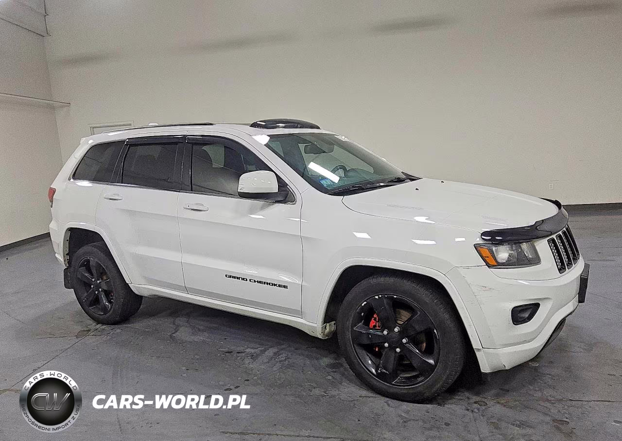 2015 Jeep Grand Cherokee Laredo VIN:1C4RJFAG4FC919090 - 4