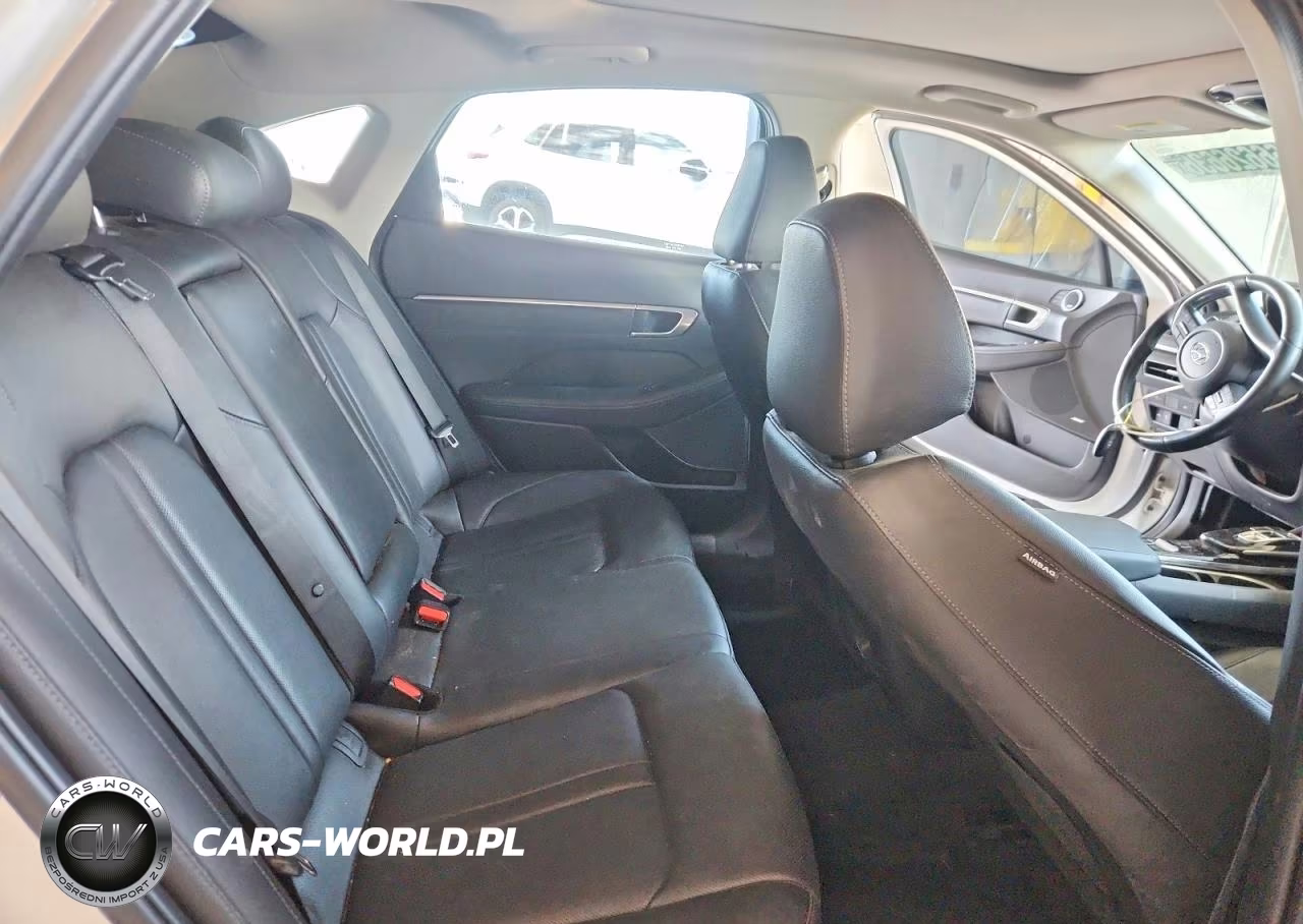 2023 Hyundai Sonata Limited VIN:KMHL34J27PA260648 - 10