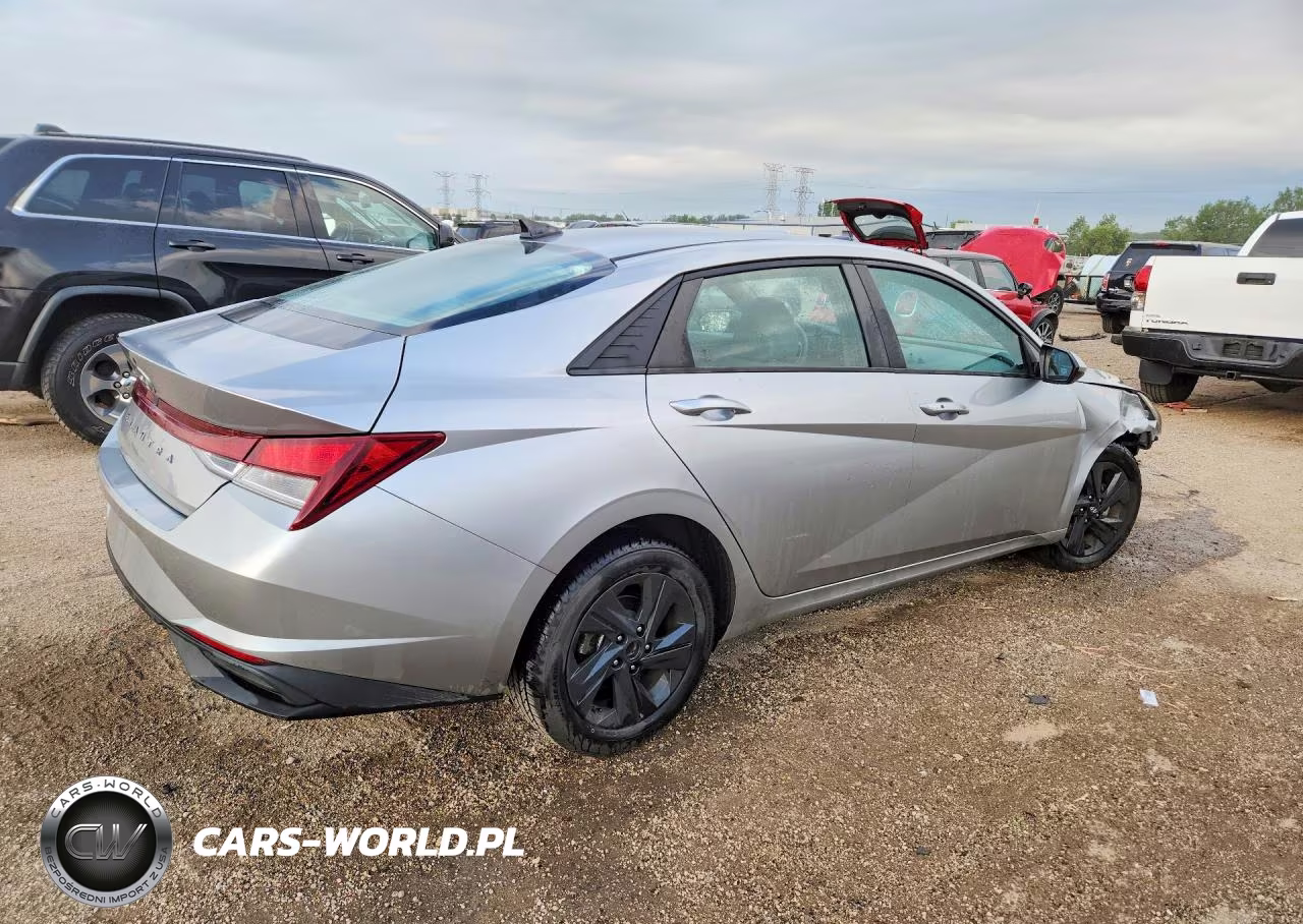 2021 Hyundai Elantra Sel VIN:5NPLS4AG1MH016906 - 3