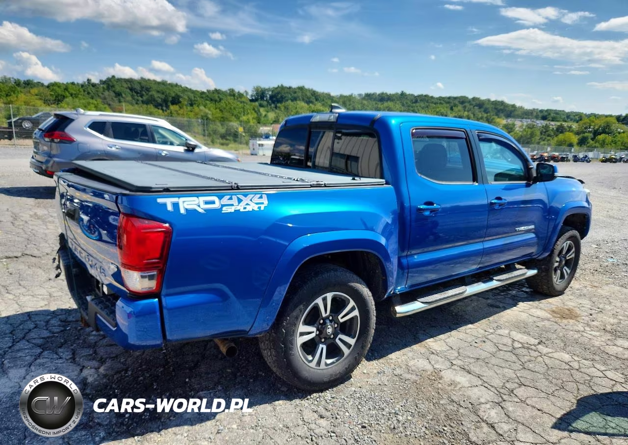 2016 Toyota Tacoma Trd Sport VIN:5TFCZ5AN8GX037857 - 3