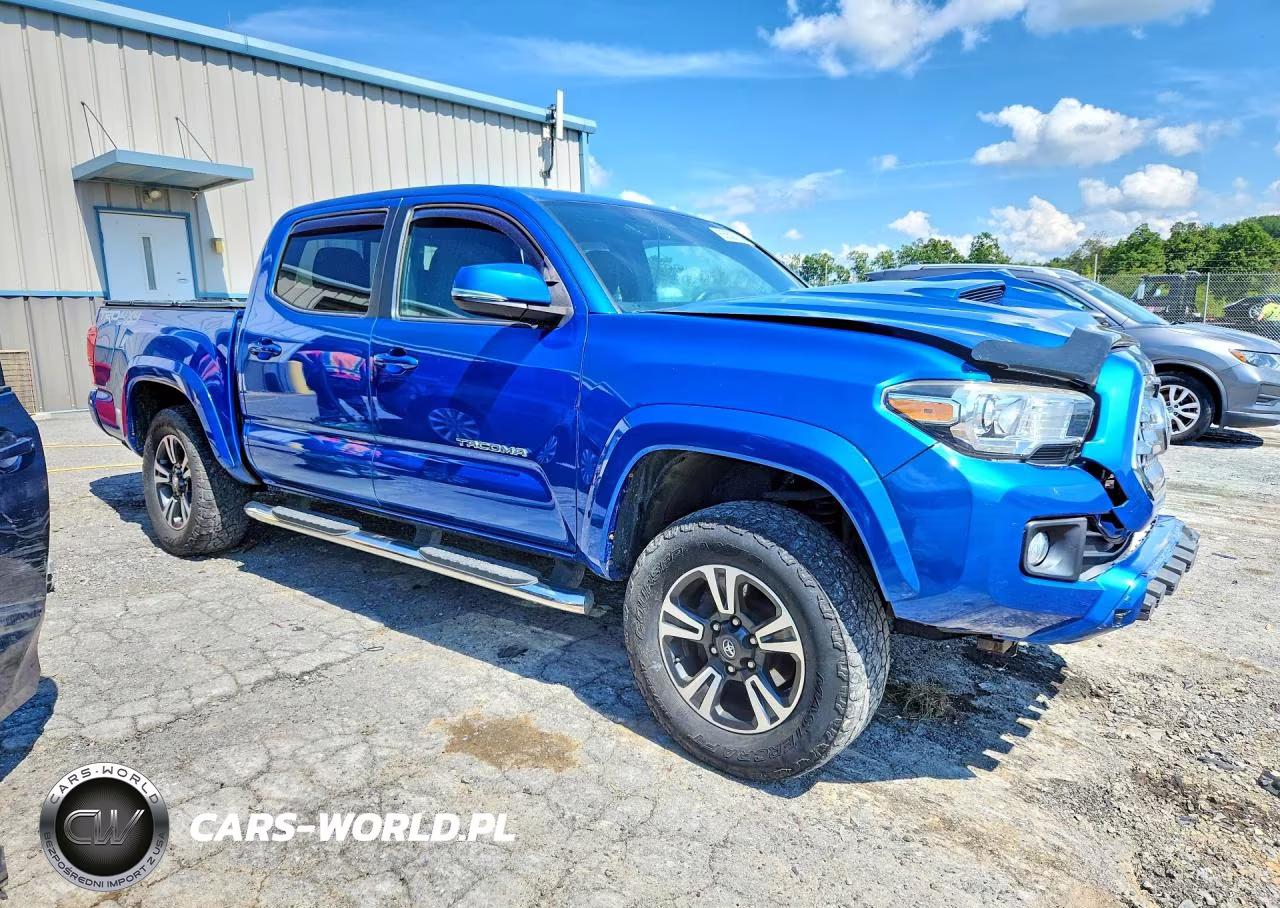 2016 Toyota Tacoma Trd Sport VIN:5TFCZ5AN8GX037857 - 4