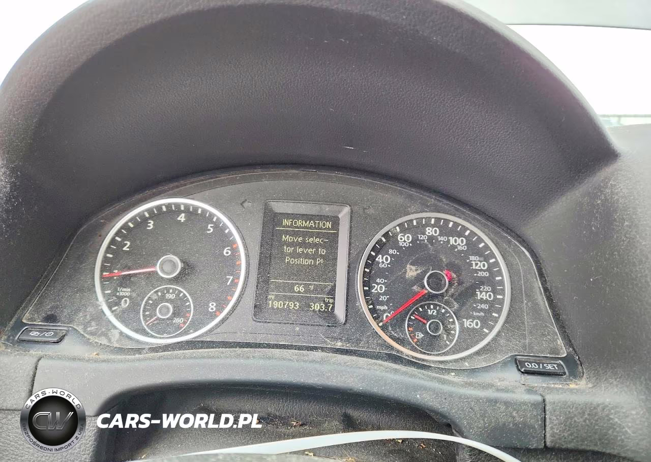 2015 Volkswagen Tiguan S VIN:WVGBV7AX9FW508435 - 9