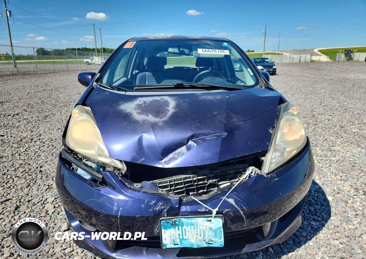 2009 Honda Fit Sport VIN:JHMGE88479S011180 - 5