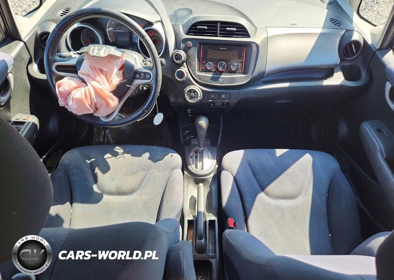 2009 Honda Fit Sport VIN:JHMGE88479S011180 - 8