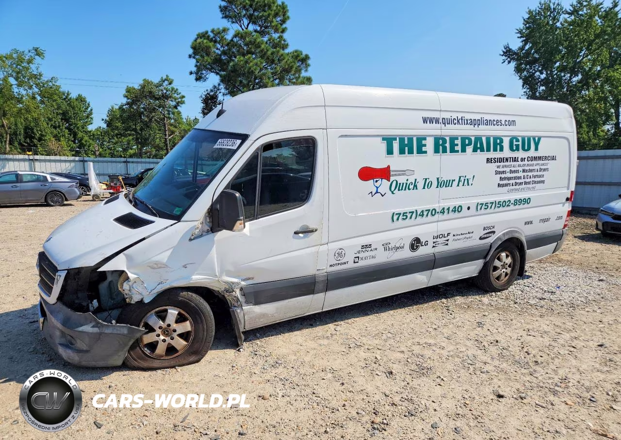 2014 Mercedes-Benz Sprinter 2500 Van VIN:WD3PE8DC3E5823576 - 1