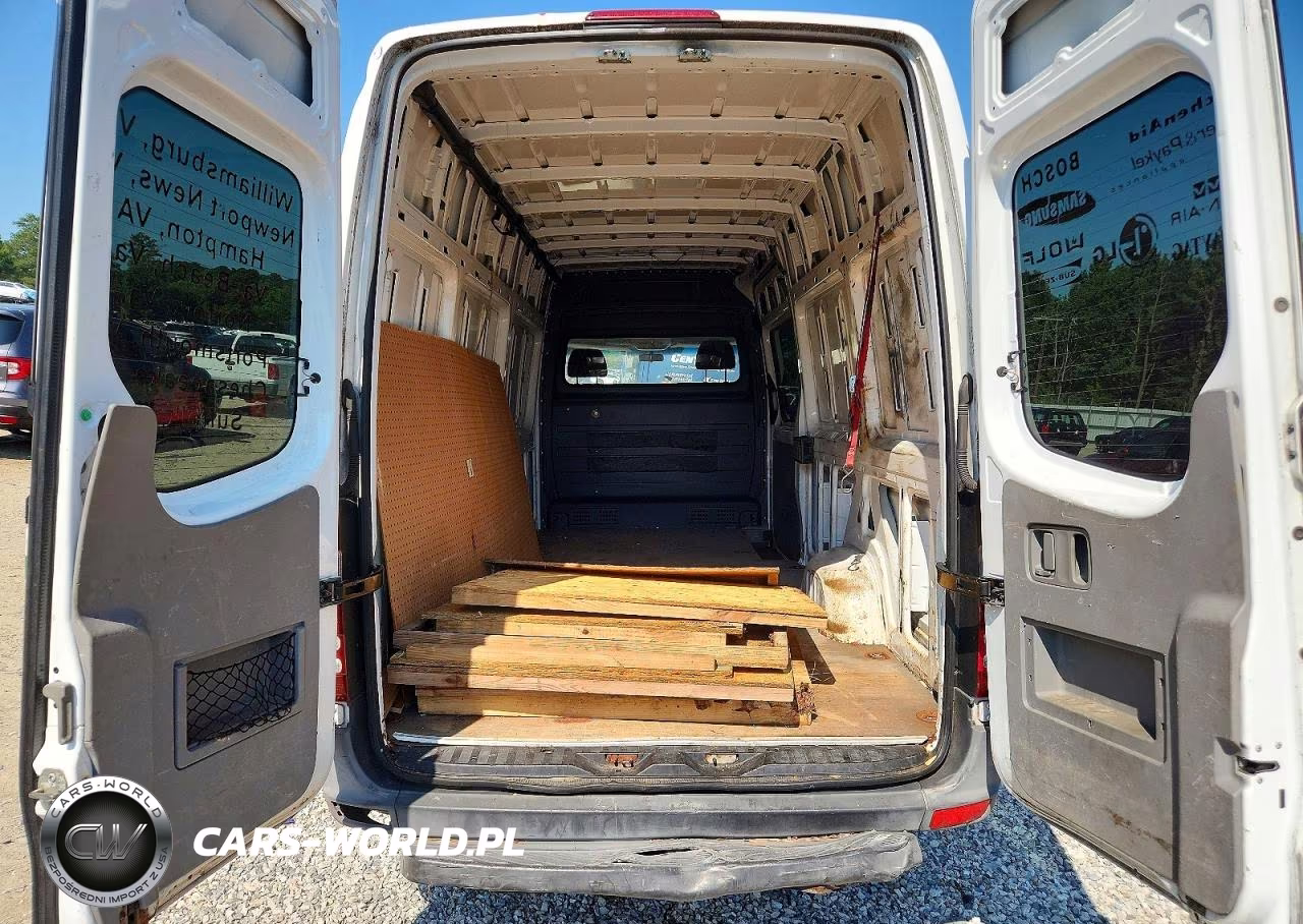 2014 Mercedes-Benz Sprinter 2500 Van VIN:WD3PE8DC3E5823576 - 10