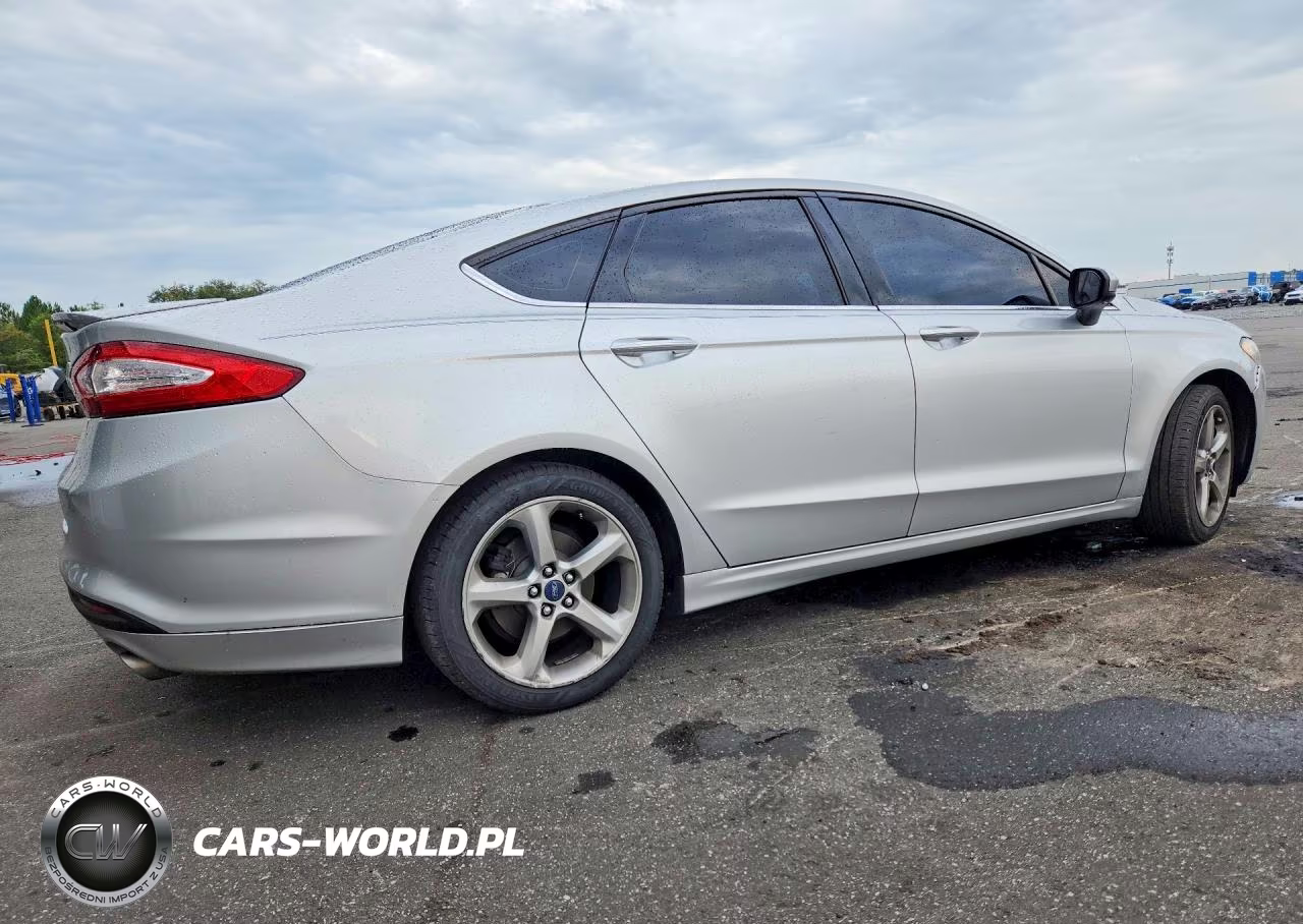 2016 Ford Fusion S VIN:3FA6P0G78GR110982 - 3