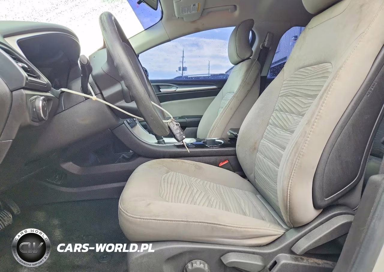 2016 Ford Fusion S VIN:3FA6P0G78GR110982 - 7