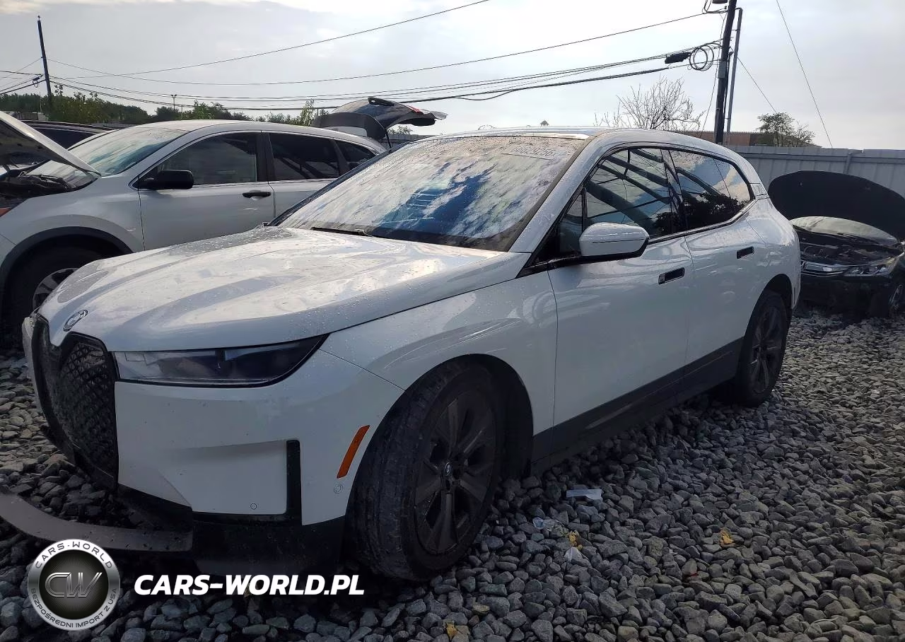 2025 BMW Ix xDrive50
