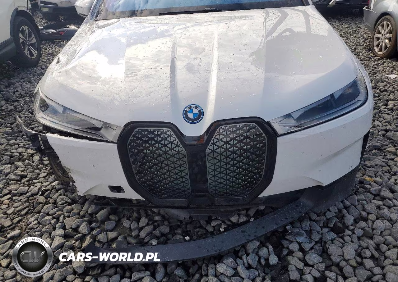 2025 BMW Ix xDrive50 VIN:WB523CF02SCU49881 - 11