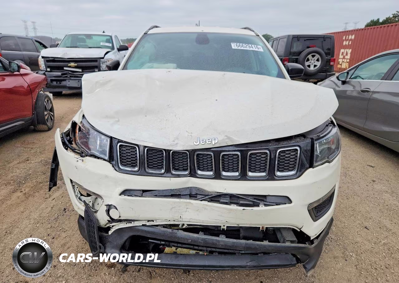2018 Jeep Compass Sport VIN:3C4NJDAB2JT399993 - 5