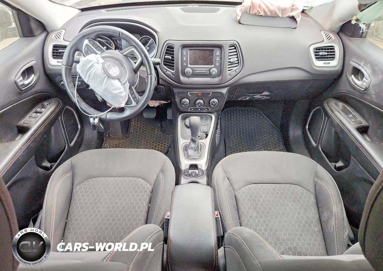 2018 Jeep Compass Sport VIN:3C4NJDAB2JT399993 - 8