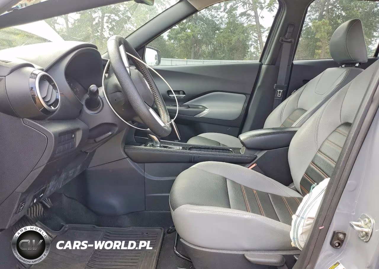 2023 Nissan Kicks VIN:3N1CP5DVXPL561933 - 7