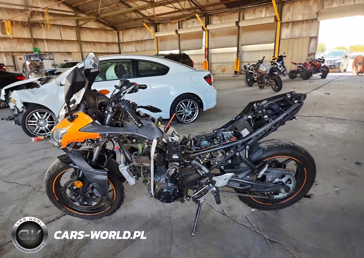 2019 Kawasaki Ex650 F VIN:JKAEXEK13KDA35855 - 3
